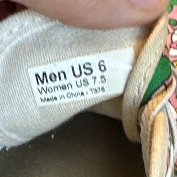 Vans Kids Sneakers with Hello Kitty Design - Pink and Green - Picture 5 of 8